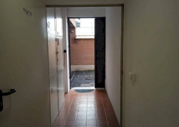 Interno palazzo - Negozio via Giacomo Matteotti, 68, Fara in Sabina - foto 13
