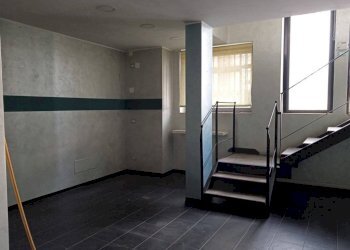 Stanza non arredata - Negozio via Giacomo Matteotti, 68, Fara in Sabina - foto 17