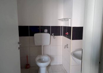 Bagno - Negozio via Giacomo Matteotti, 68, Fara in Sabina - foto 21