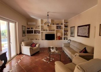 Salone - Villa strada Comunale Gagliope Ciaramiti, Ricadi - foto 12