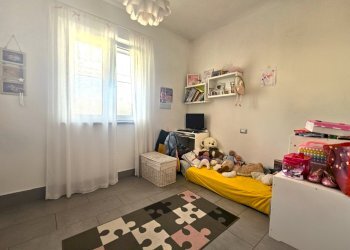 14(1).jpg - Portion of a house Via Ghiarettolo 89-g, Sarzana - photo 14