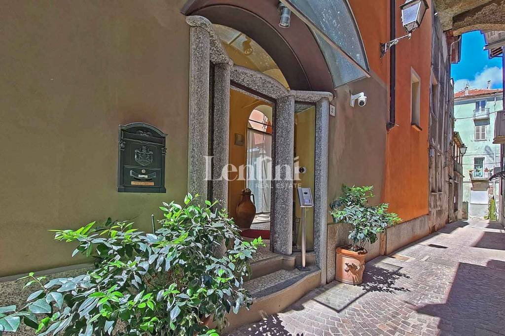 Facciata - Appartamento via Duomo, Casale Monferrato - foto 3