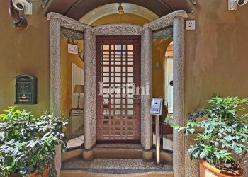 Facciata - Appartamento via Duomo, Casale Monferrato - foto 2