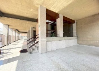 Interno palazzo - Three-room apartment via Tunisi, 16, Torino (neighborhood Lingotto) - photo 2