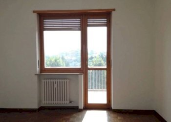 Stanza non arredata - Trilocale via Massimo Portalupi 6., Collegno - foto 3