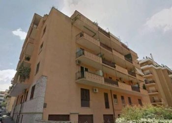 Facciata - Trilocale via Ermenegildo Pistelli, 4, Roma - foto 1