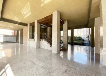 Interno palazzo - Three-room apartment via Tunisi, 16., Torino (neighborhood Lingotto) - photo 4