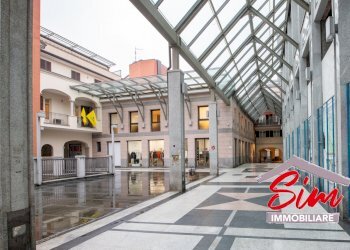 senza titolo-1.jpg - Locale Commerciale Via Giuseppe Prina 44, Novara - foto 11