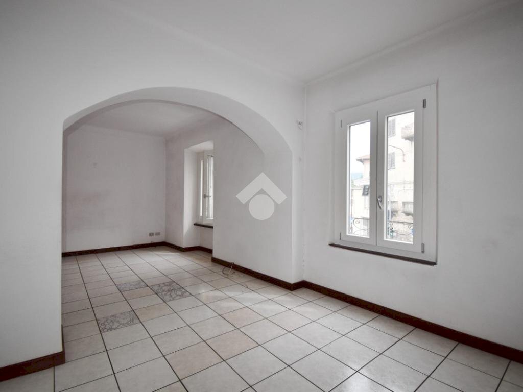 Appartamento Via amedeo di castellamonte, Ivrea - foto 3