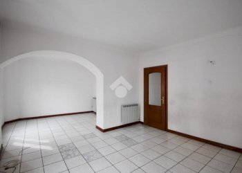 Appartamento Via amedeo di castellamonte, Ivrea - foto 2