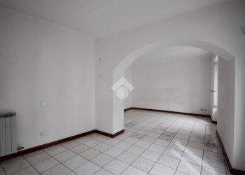 Appartamento Via amedeo di castellamonte, Ivrea - foto 4