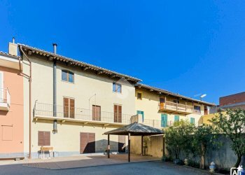 Casa semi indipendente Via della vittoria, Passerano Marmorito - foto 1