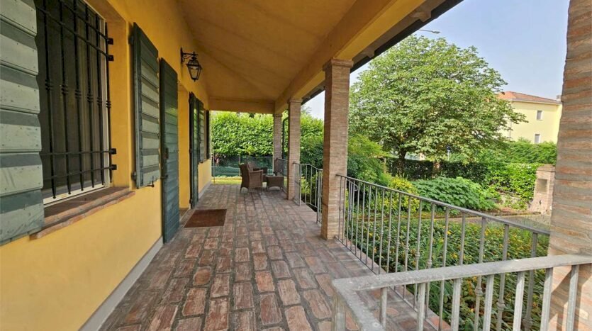 Villa Soliera - foto 1