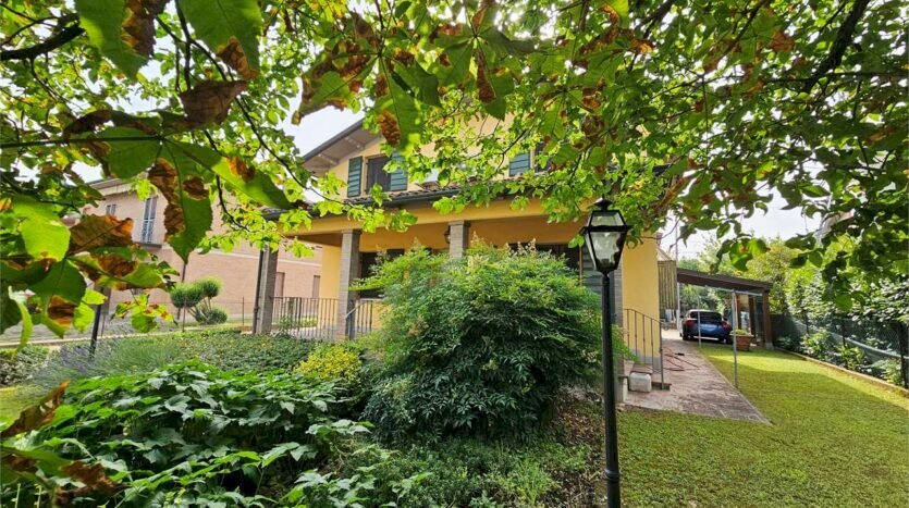Villa Soliera - foto 1
