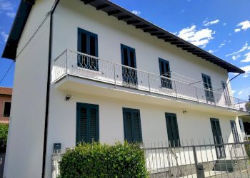 Villa caduti angeresi, Angera - photo 2