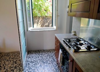 Villa caduti angeresi, Angera - photo 10