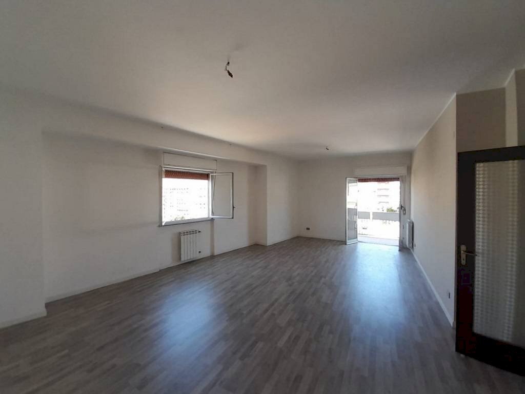 Four-room apartment Via Briuccia, Palermo (neighborhood Strasburgo) - photo 1