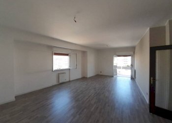 Quadrilocale Via Briuccia, Palermo (zona Strasburgo) - foto 1