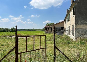 Locale Commerciale Borgo Virgilio - foto 4