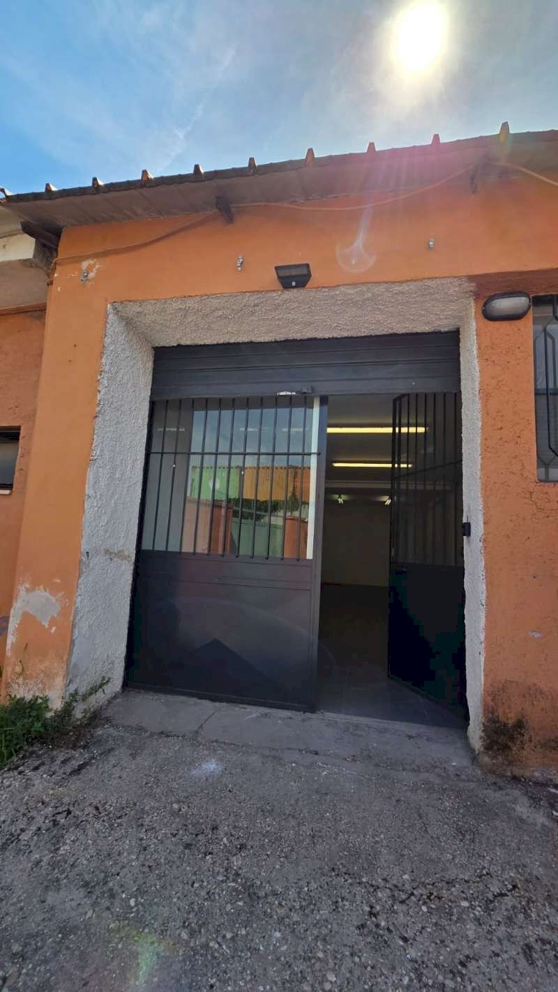 whatsapp image 2026-07-08 at 15.37.09 (1) - Warehouse via san giuseppe cafasso, Roma - photo 1