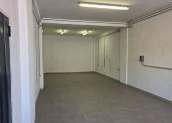 whatsapp image 2026-07-08 at 15.37.18 - Magazzino via san giuseppe cafasso, Roma - foto 13