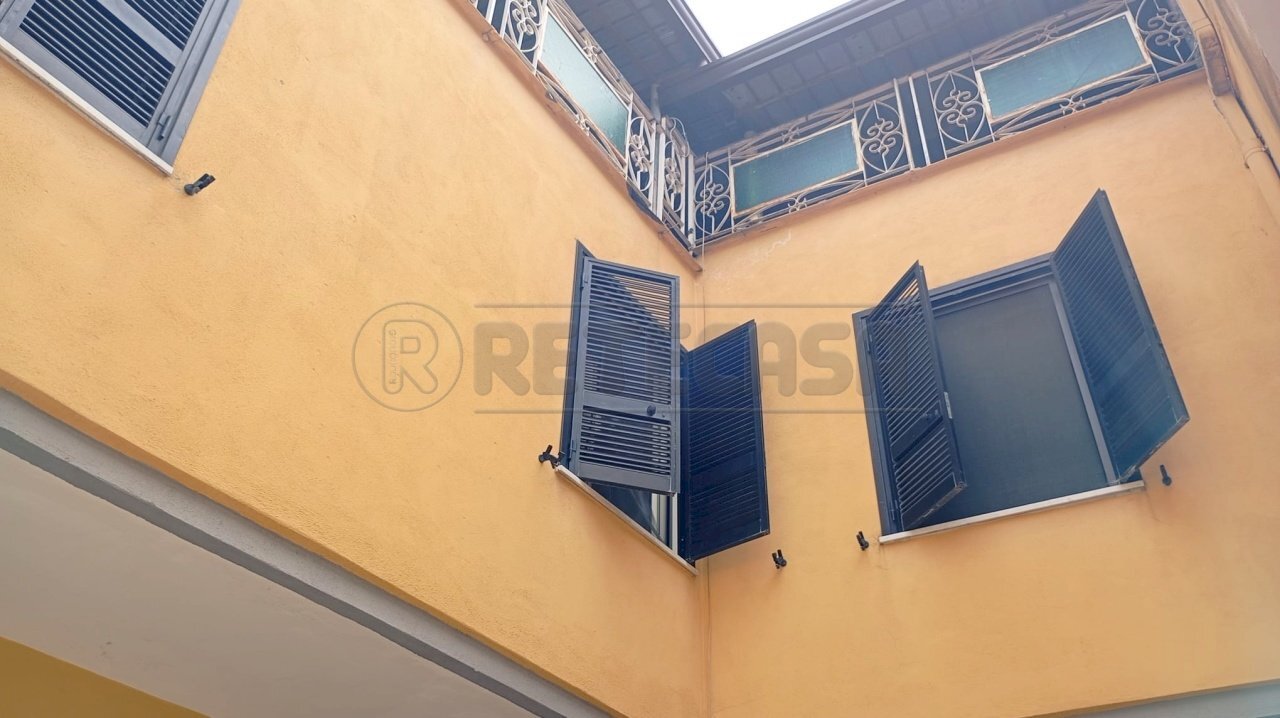 8.jpg - Villa Trifamiliare Marcianise - foto 2