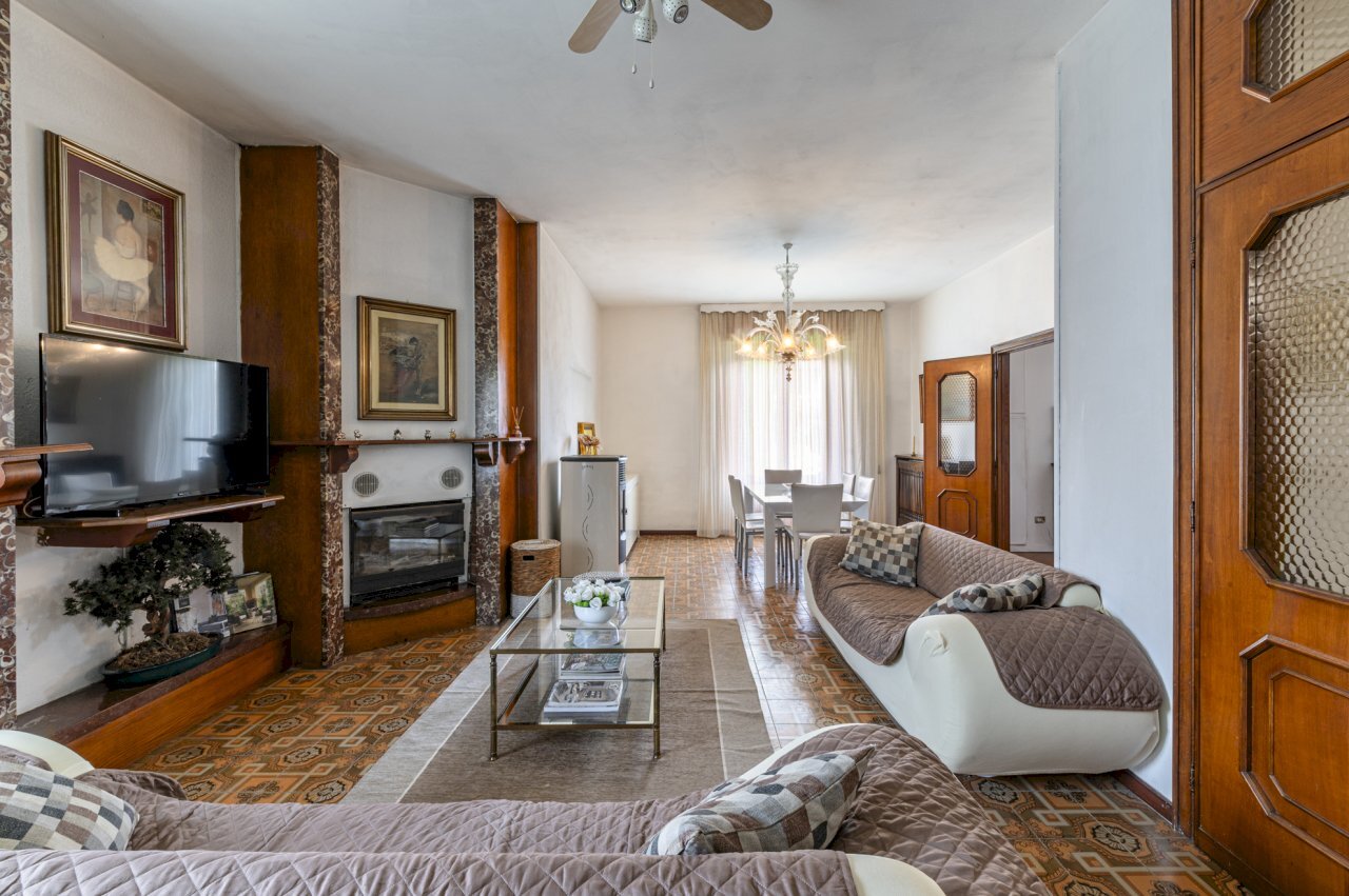 6.jpg - Villa Via Antonio Labriola 8, Bagnolo Mella - foto 2