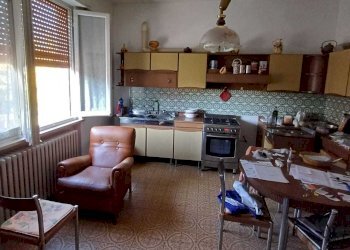 WhatsApp Image 2023-11-07 at 15.35.41 (2).jpeg - Casa indipendente Fornovo di Taro - foto 24