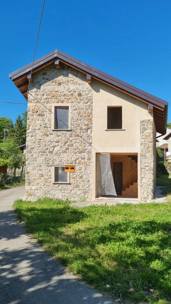 Portion of a house Villa Minozzo - photo 1