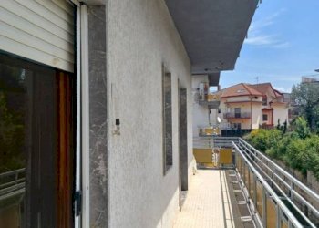 Balcone - Quadrilocale via San Giacomo, 64, San Giorgio del Sannio - foto 2