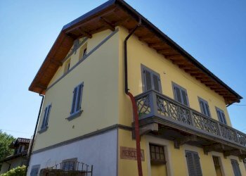 Facciata - Trilocale contrada Crosa, Cocquio-Trevisago - foto 2