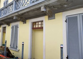 Facciata - Trilocale contrada Crosa, Cocquio-Trevisago - foto 8