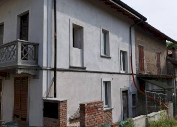 Facciata - Trilocale contrada Crosa, Cocquio-Trevisago - foto 10