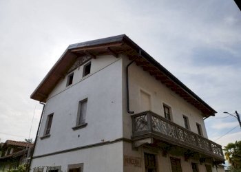 Facciata - Trilocale contrada Crosa, Cocquio-Trevisago - foto 16