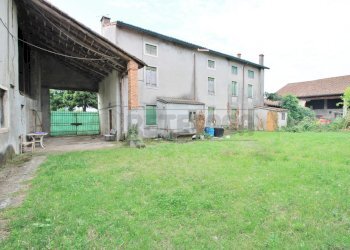 cortile interno - Casa semi indipendente VIA GIORIO 15, Arzignano - foto 4