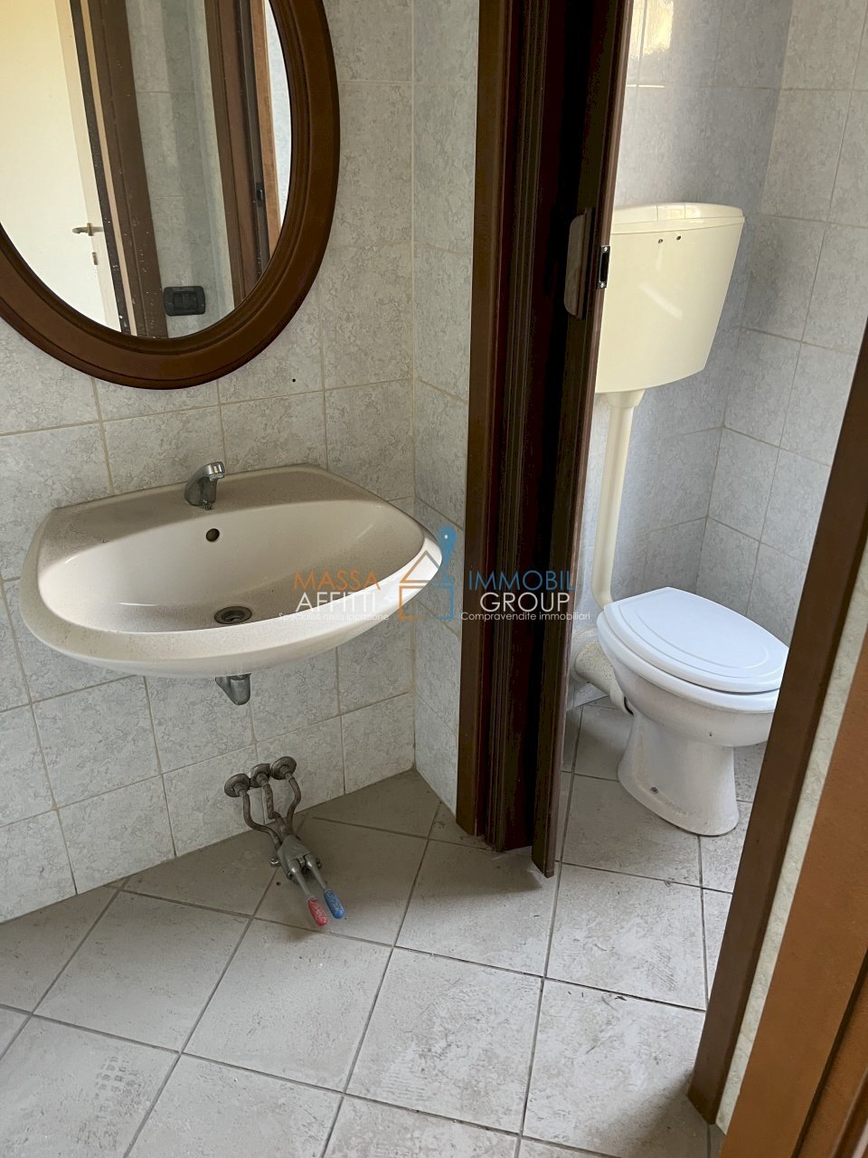 IMG_2110 2.JPG - Locale Commerciale Via Carriona 222, Carrara - foto 3