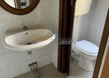 IMG_2110 2.JPG - Locale Commerciale Via Carriona 222, Carrara - foto 3