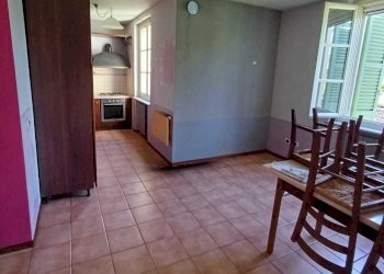 WhatsApp Image 2024-04-26 at 10.47.20 - Copia.jpeg - Appartamento Varano de' Melegari - foto 9