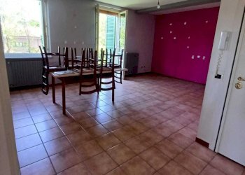 WhatsApp Image 2024-04-26 at 10.47.22 - Copia.jpeg - Appartamento Varano de' Melegari - foto 10