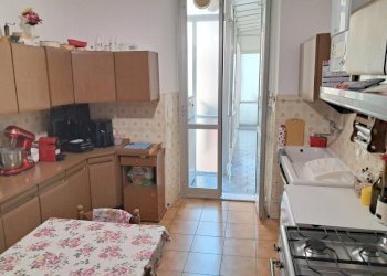 Quadrilocale Savona (zona Centro) - foto 8