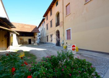 Rustic Cesare Battisti, Cambiago - photo 2