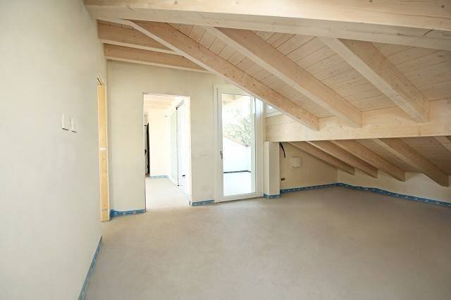 Stanza non arredata - Attico via Col di Lana, Albizzate - foto 3