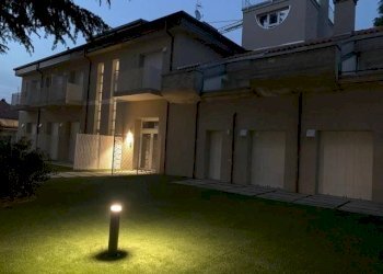 Facciata - Attico via Col di Lana, Albizzate - foto 25