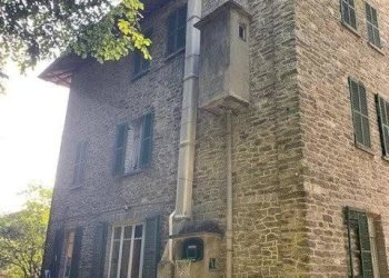 Facciata - Villa corso Levanna, 28, Groscavallo - foto 1