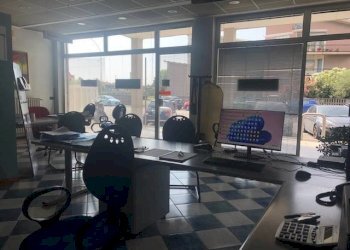 Interno non residenziale - Ufficio via Dante Alighieri, 116, Pioltello - foto 24