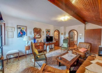 Salone - Quadrilocale Località Ternano, Valbrevenna - foto 40