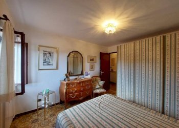 Camera da letto - Quadrilocale Località Ternano, Valbrevenna - foto 45