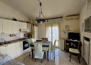 10.jpg - Quadrilocale Via Sacro Cuore 18383, Modica - foto 7