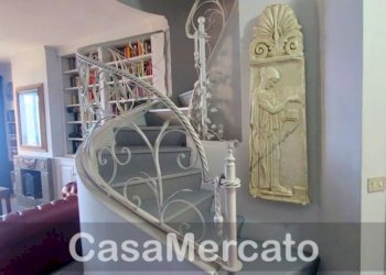 int21.jpg - Villa Via Piemonte Boni, Castel Gandolfo - foto 26