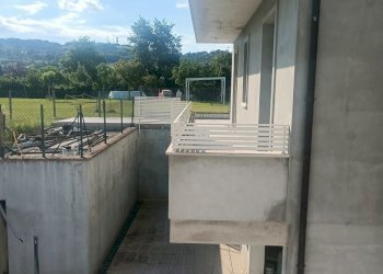 terrazzi.jpg - Casa indipendente Rimini - foto 16